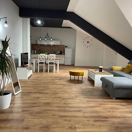 Apartament Rynek 13 z parkingiem - Centrum Bochni Bochnia Zewnętrze zdjęcie