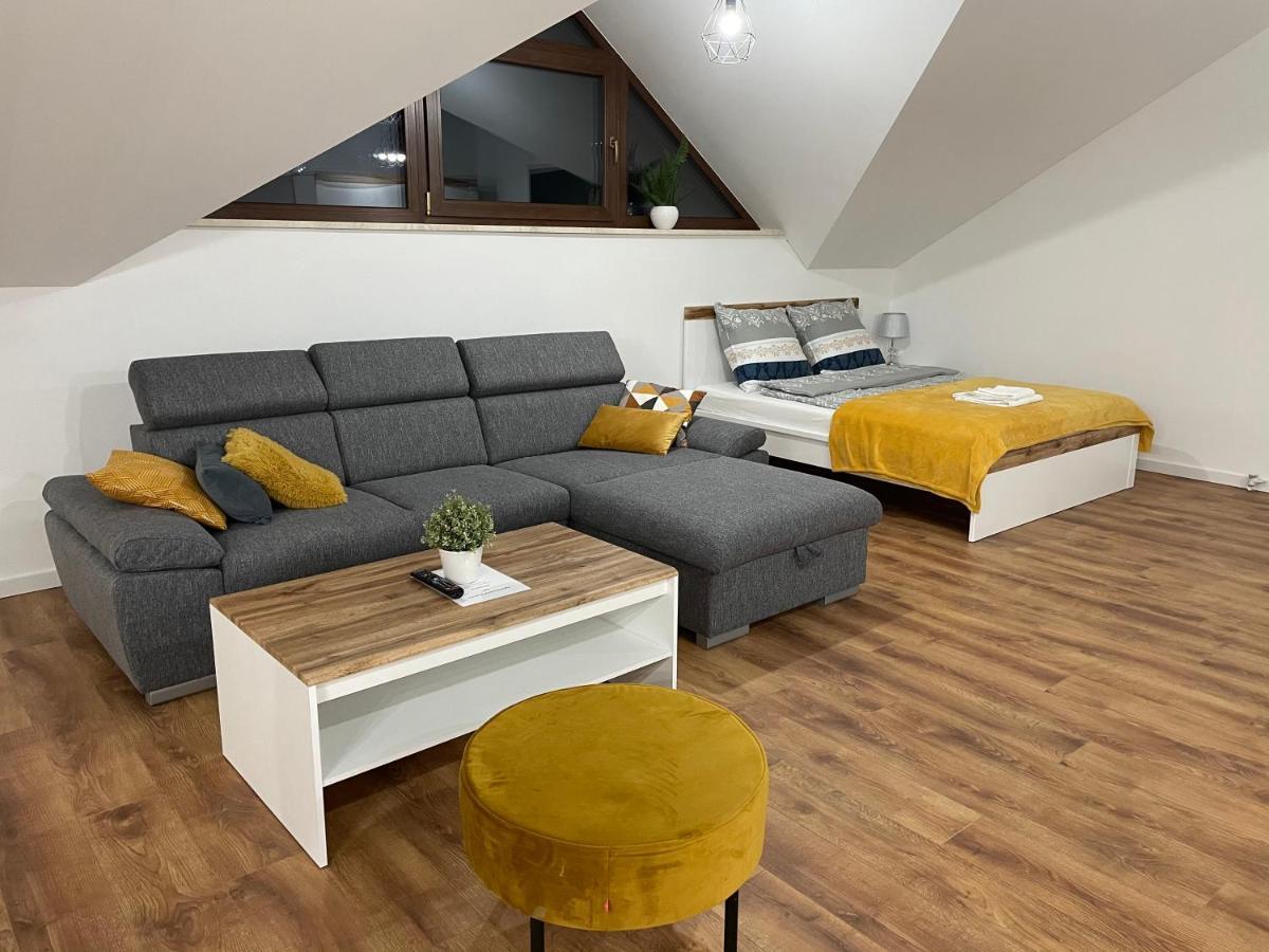 Apartament Rynek 13 z parkingiem - Centrum Bochni Bochnia Zewnętrze zdjęcie