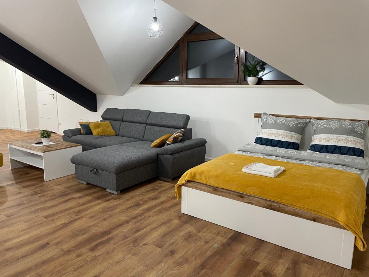 Apartament Rynek 13 z parkingiem - Centrum Bochni Bochnia Zewnętrze zdjęcie