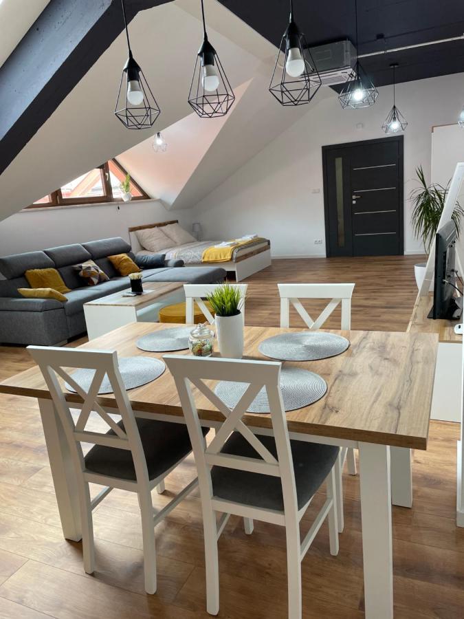 Apartament Rynek 13 z parkingiem - Centrum Bochni Bochnia Zewnętrze zdjęcie