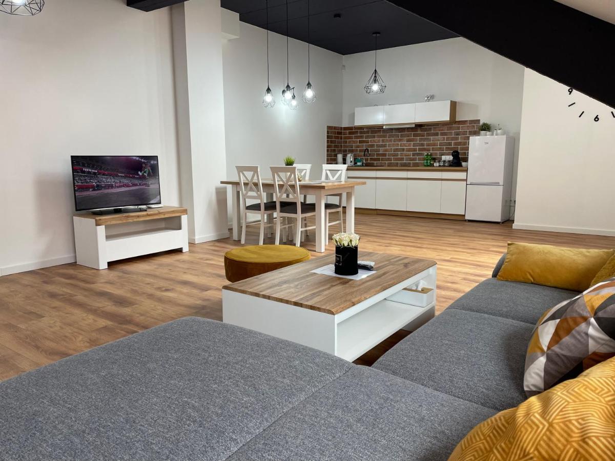 Apartament Rynek 13 z parkingiem - Centrum Bochni Bochnia Zewnętrze zdjęcie
