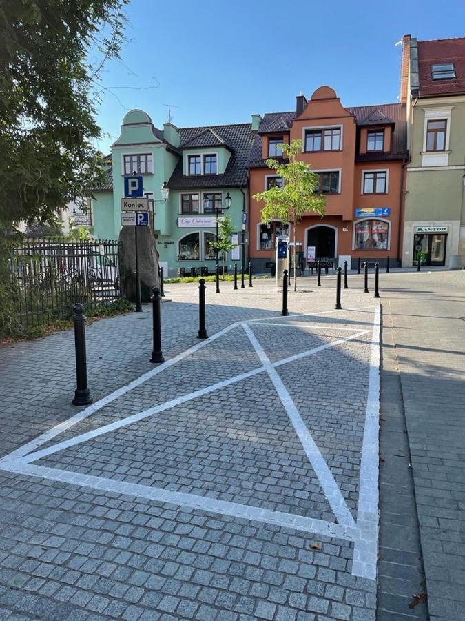 Apartament Rynek 13 z parkingiem - Centrum Bochni Bochnia Zewnętrze zdjęcie